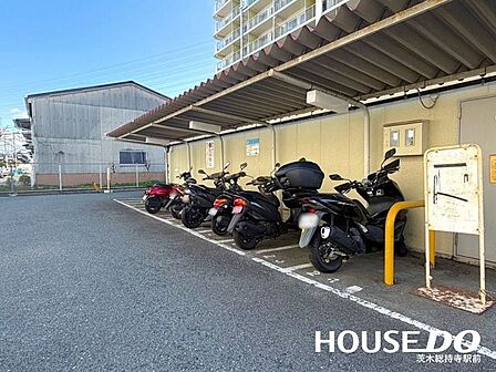 バイク置き場