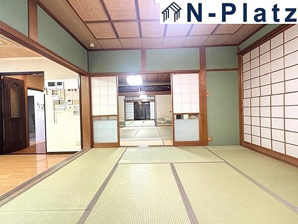 室内