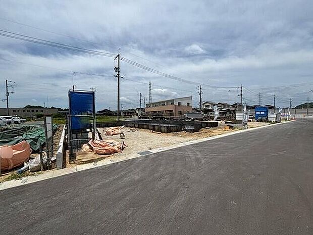 前面道路含む現地写真