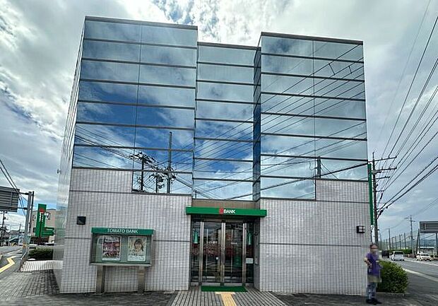 トマト銀行 玉島支店 890m