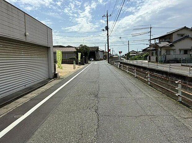 前面道路含む現地写真