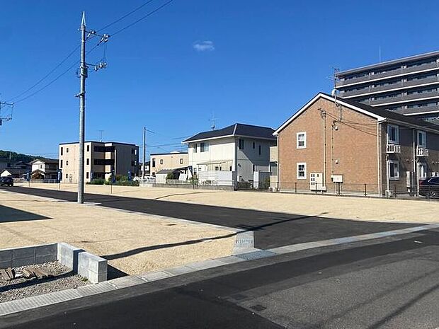 前面道路含む現地写真