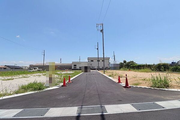 前面道路含む現地写真