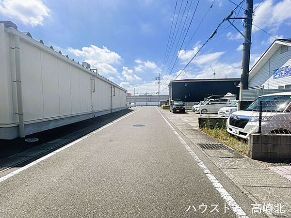 前面道路含む現地写真