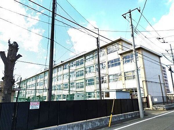 前橋市立東中学校前橋市立東中学校 1370m