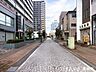 外観：前面道路含む現地写真