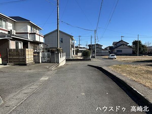 前面道路含む現地写真
