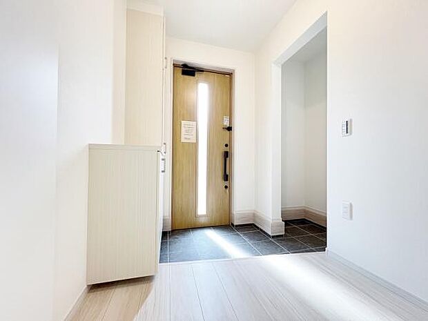 いつも気持ちよくご家族を迎えられる玄関です。