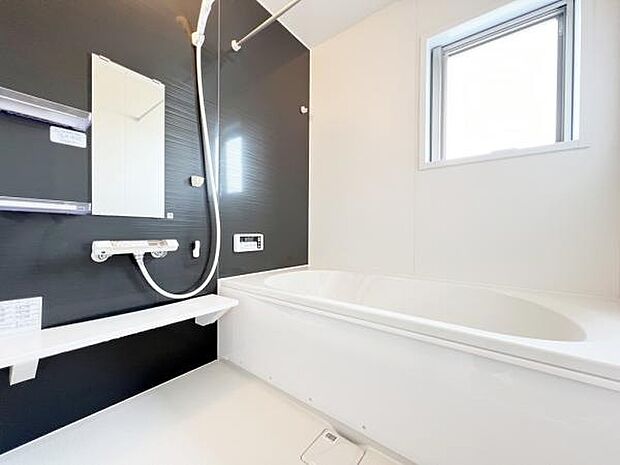 お風呂でほっとひといき。1日の疲れを癒しましょう。