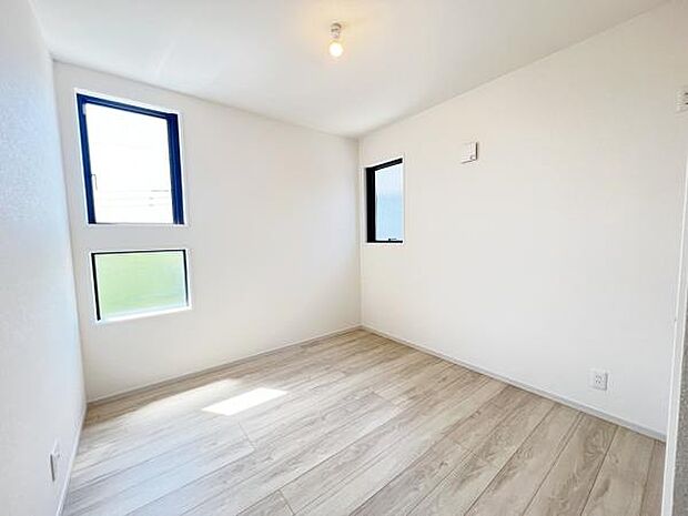 子供部屋にもちょうど良い大きさのお部屋です。