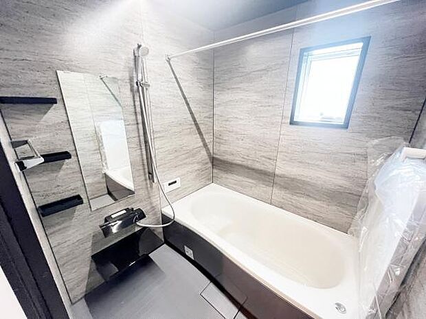 お風呂でほっとひといき。1日の疲れを癒しましょう。