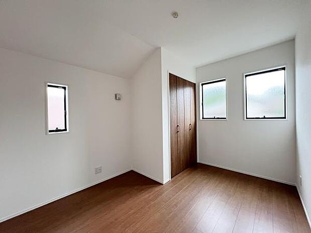 子供部屋にもちょうど良い大きさのお部屋です。
