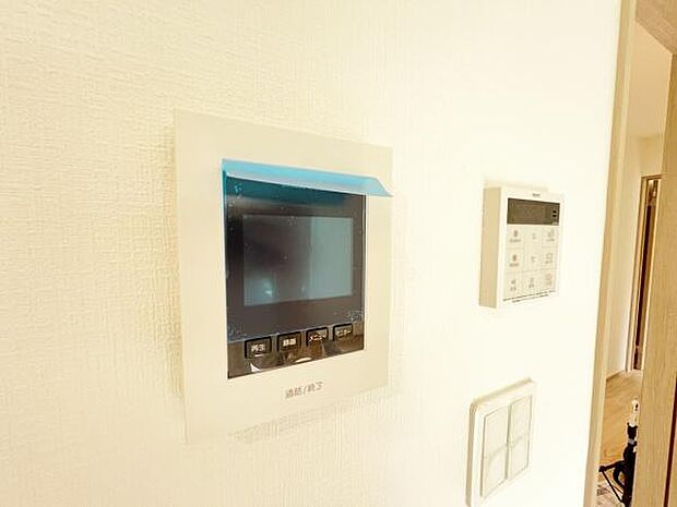 ご来客者確認できるTVモニター付きインターフォン。