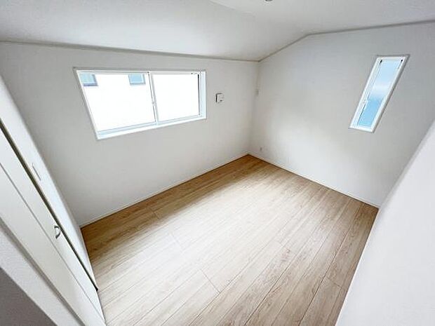 子供部屋にもちょうど良い大きさのお部屋です。