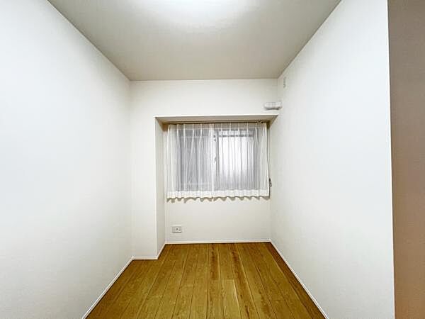 子供部屋にもちょうど良い大きさのお部屋です。