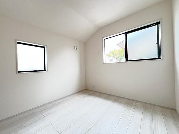 子供部屋にもちょうど良い大きさのお部屋です。