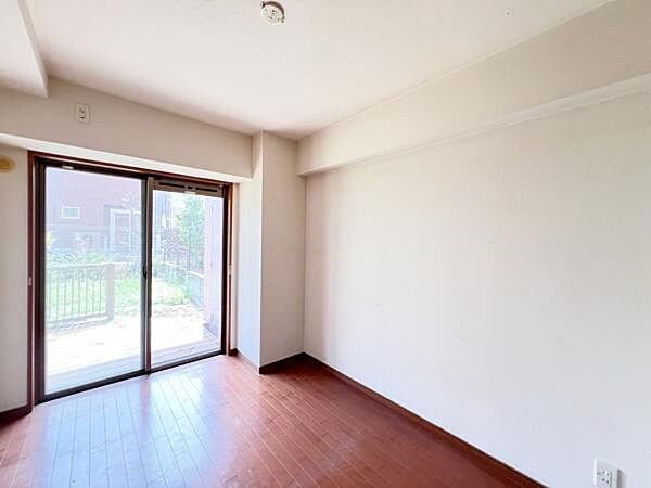 子供部屋にもちょうど良い大きさのお部屋です。