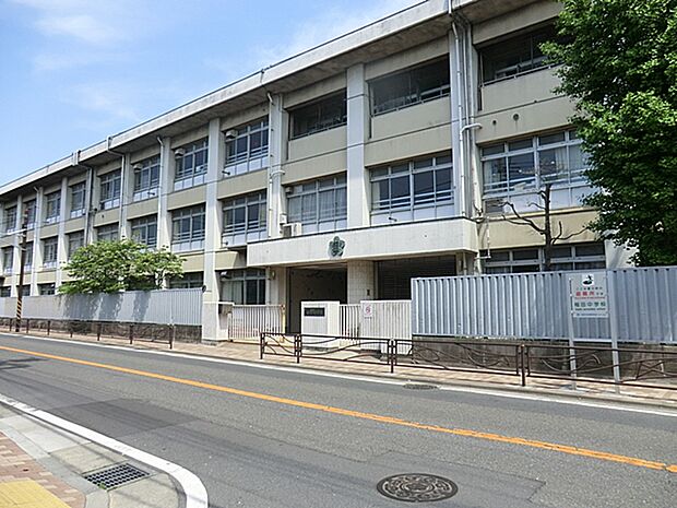 川崎市立稲田中学校まで約1040m(徒歩13分)