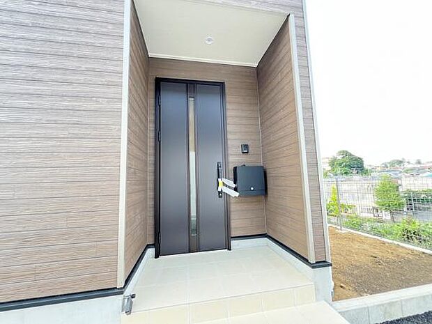 いつも気持ちよくご家族を迎えられる玄関です。