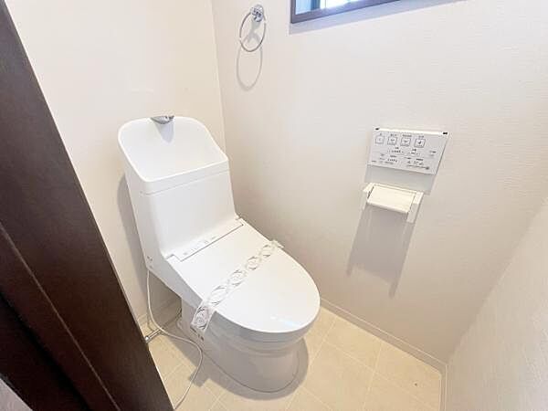 ほっと安らげるトイレ空間です。
