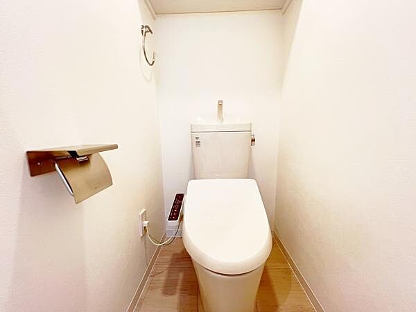 ほっと安らげるトイレ空間です。