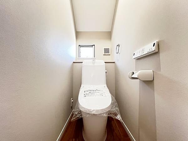 ほっと安らげるトイレ空間です。
