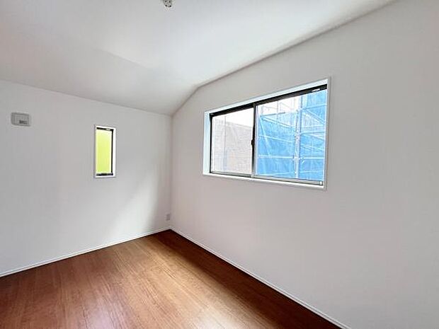 子供部屋にもちょうど良い大きさのお部屋です。
