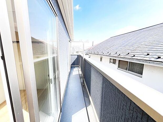 お洗濯ものを気持ち良く太陽の光で干せるのが嬉しいですね。