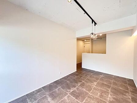 リビングダイニングになります。ご家族そろっての素敵な空間になりそうですね。