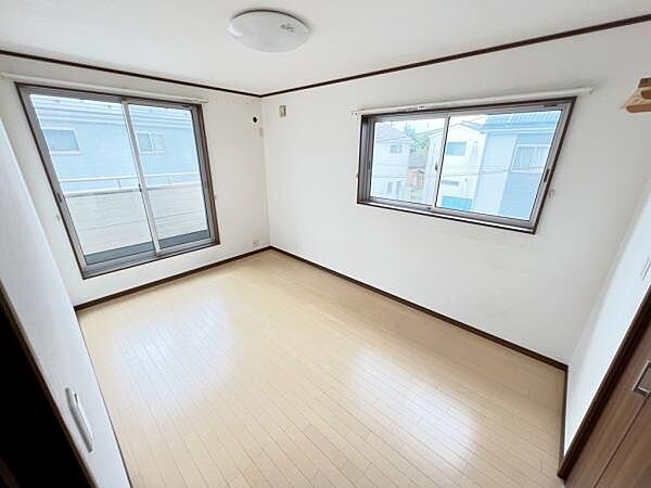 子供部屋にもちょうど良い大きさのお部屋です。