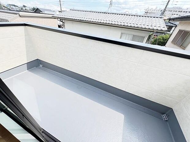 お洗濯ものを気持ち良く太陽の光で干せるのが嬉しいですね。