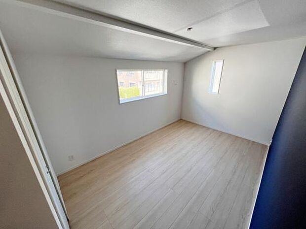 子供部屋にもちょうど良い大きさのお部屋です。
