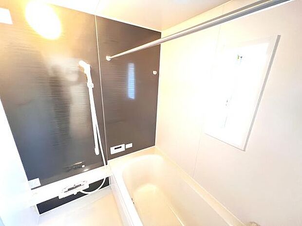 お風呂でほっとひといき。1日の疲れを癒しましょう。