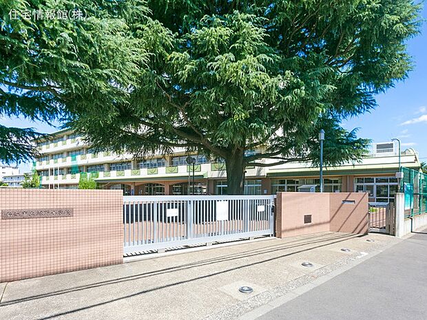 狛江市立緑野小学校まで約450m(徒歩6分)