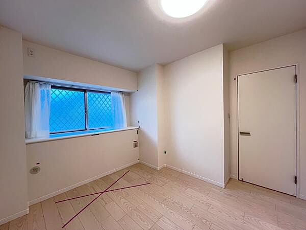子供部屋にもちょうど良い大きさのお部屋です。