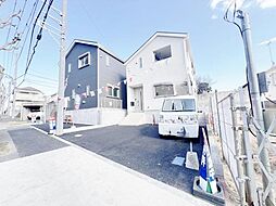 東京都町田市鶴川4丁目