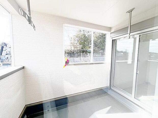 お洗濯ものを気持ち良く太陽の光で干せるのが嬉しいですね。