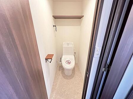 ほっと安らげるトイレ空間です。