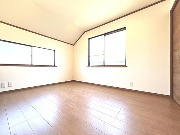 子供部屋にもちょうど良い大きさのお部屋です。