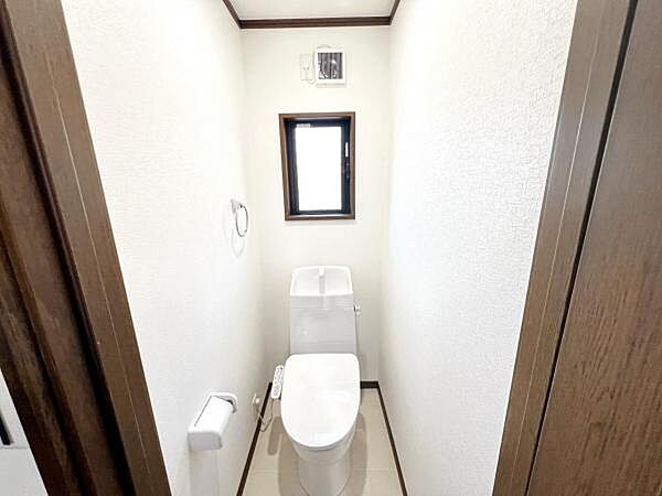 ほっと安らげるトイレ空間です。