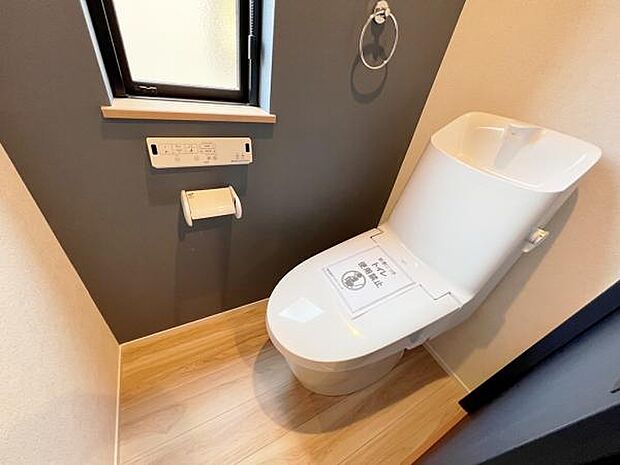 ほっと安らげるトイレ空間です。