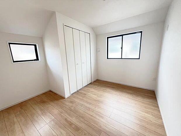 子供部屋にもちょうど良い大きさのお部屋です。