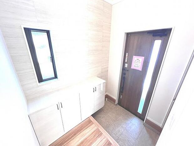 玄関・シューズボックスです。