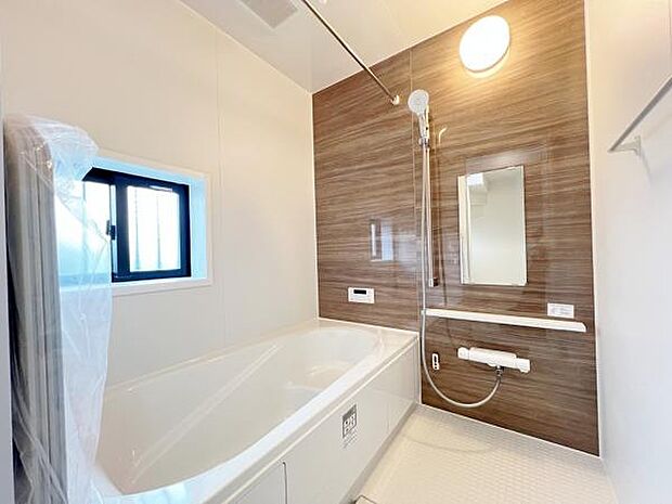 お風呂でほっとひといき。1日の疲れを癒しましょう。