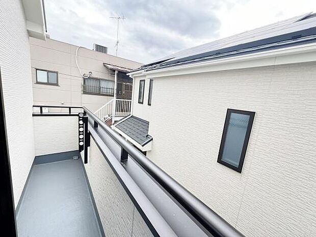 お洗濯ものを気持ち良く太陽の光で干せるのが嬉しいですね。