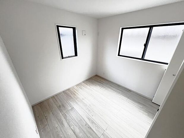 子供部屋にもちょうど良い大きさのお部屋です。