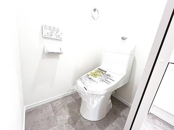 ほっと安らげるトイレ空間です。
