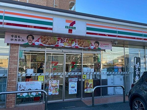 セブンイレブン吉祥院仁木ノ森店 760m