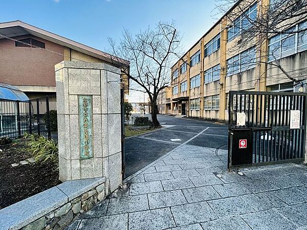 京都市立九条弘道小学校 370m