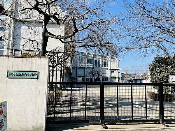 京都市立南大内小学校 180m